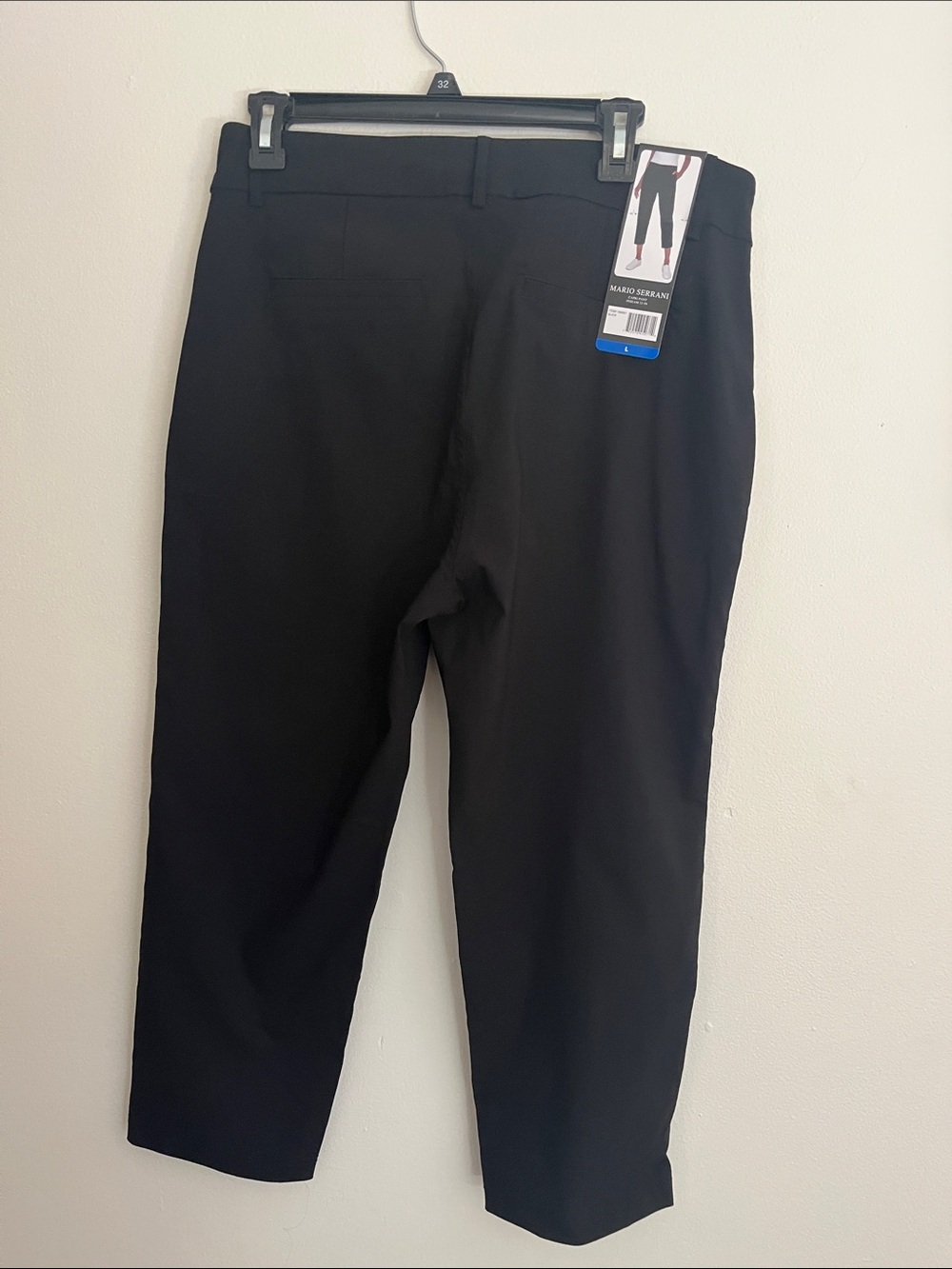 Mario Serrani Black Cropped Ankle Pants